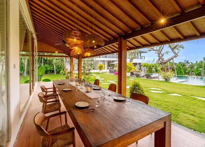 Mahameru Hotel 4*